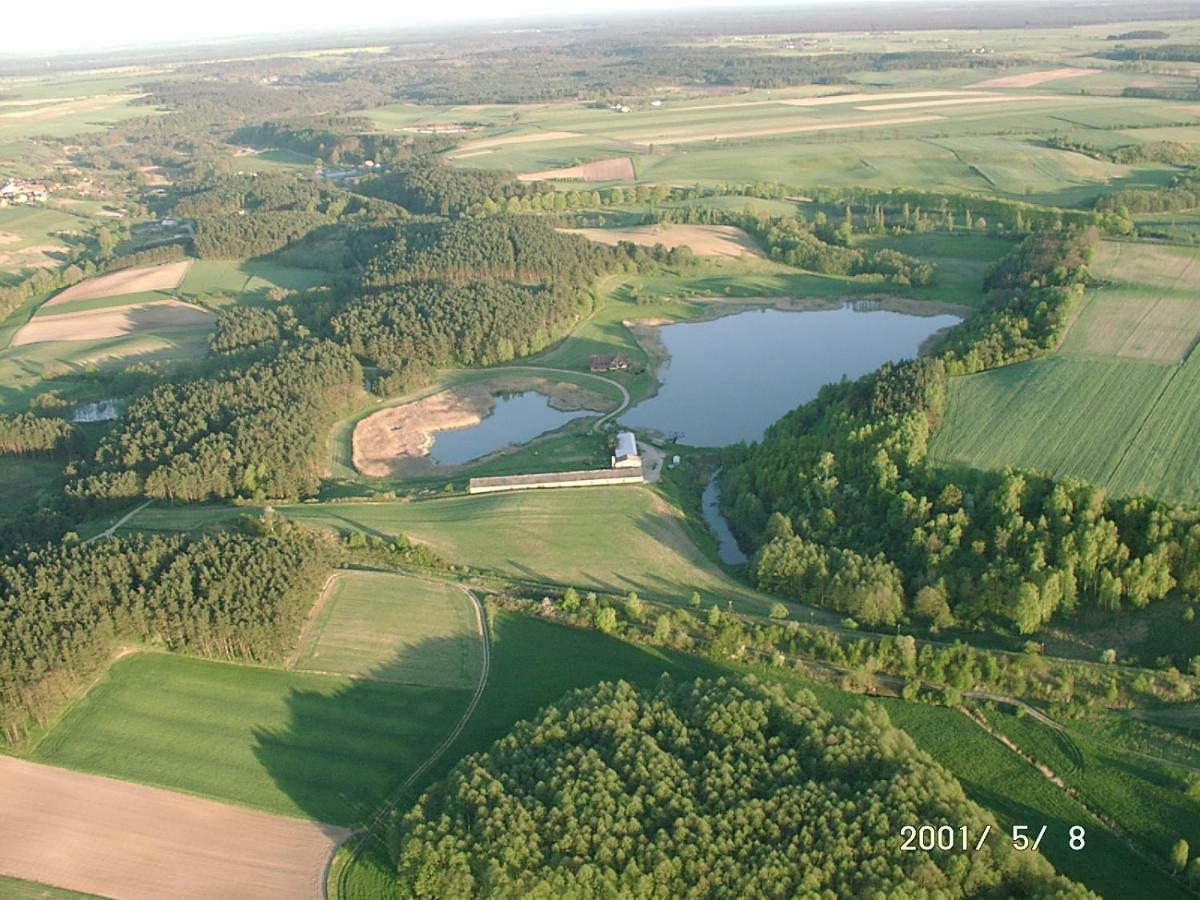 Agroturystyka Wiktorowo Villa Bagian luar foto